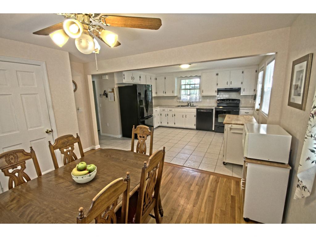 3 Nightingale Road Nashua, NH 03062 - Photo 16 of 33