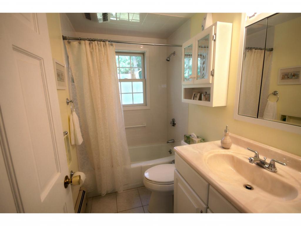 3 Nightingale Road Nashua, NH 03062 - Photo 17 of 33