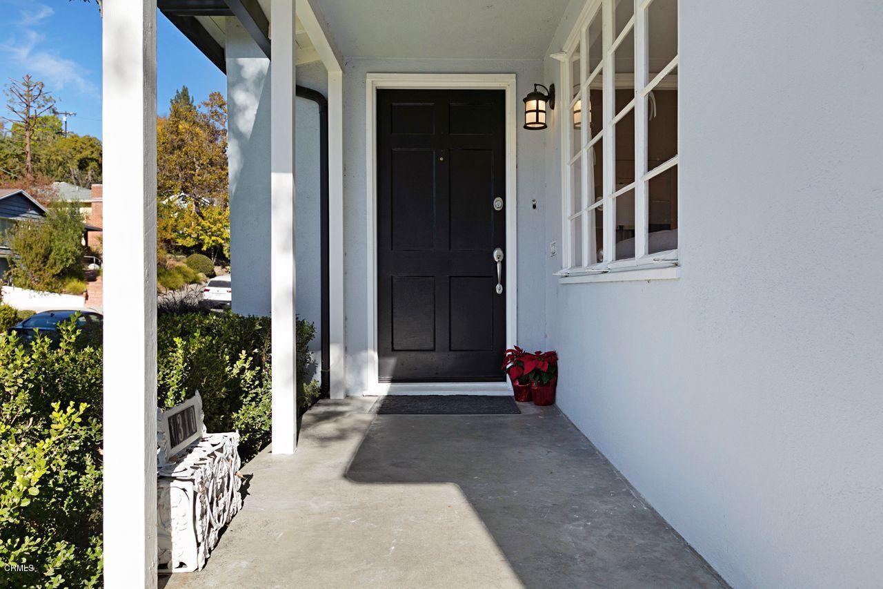1310 Brixton Road Pasadena, CA 91105 - Photo 4 of 43 4_10084872_130820_EN-130820-104