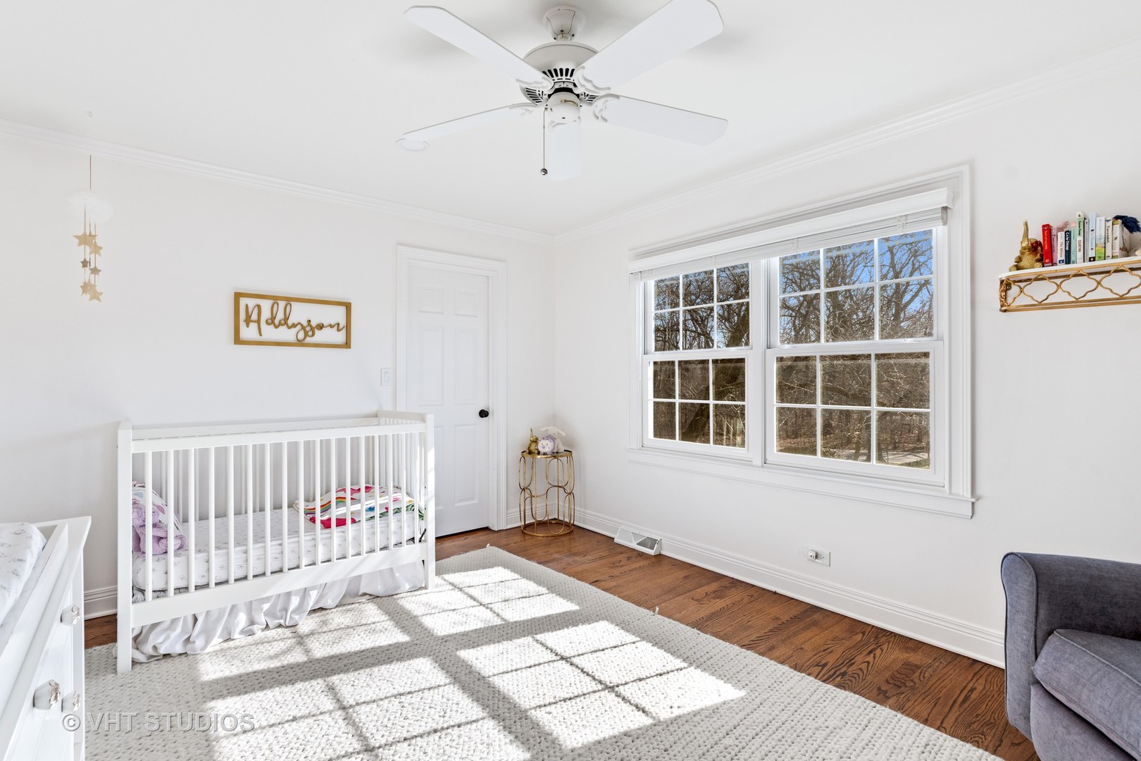 1850 South Ridge Road Lake Forest, IL 60045 - Photo 21 of 34 a view of an empty room with a window