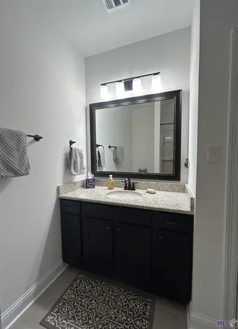 $2,400 | 721 Bellegrove Sq Avenue, Baton Rouge, LA 70810