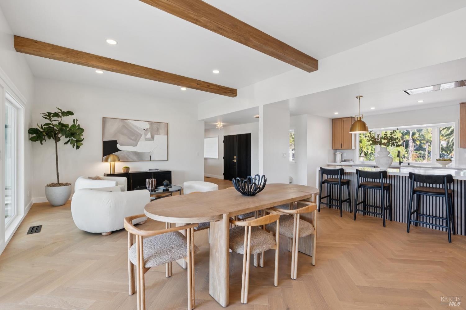 44 Summit Avenue San Rafael, CA 94901 - Photo 11 of 65