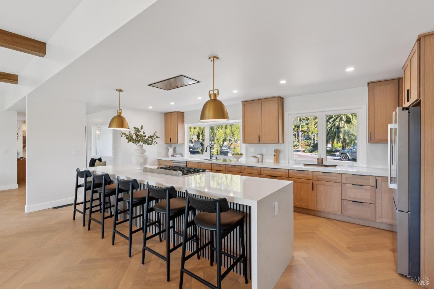 44 Summit Avenue San Rafael, CA 94901 - Photo 16 of 65