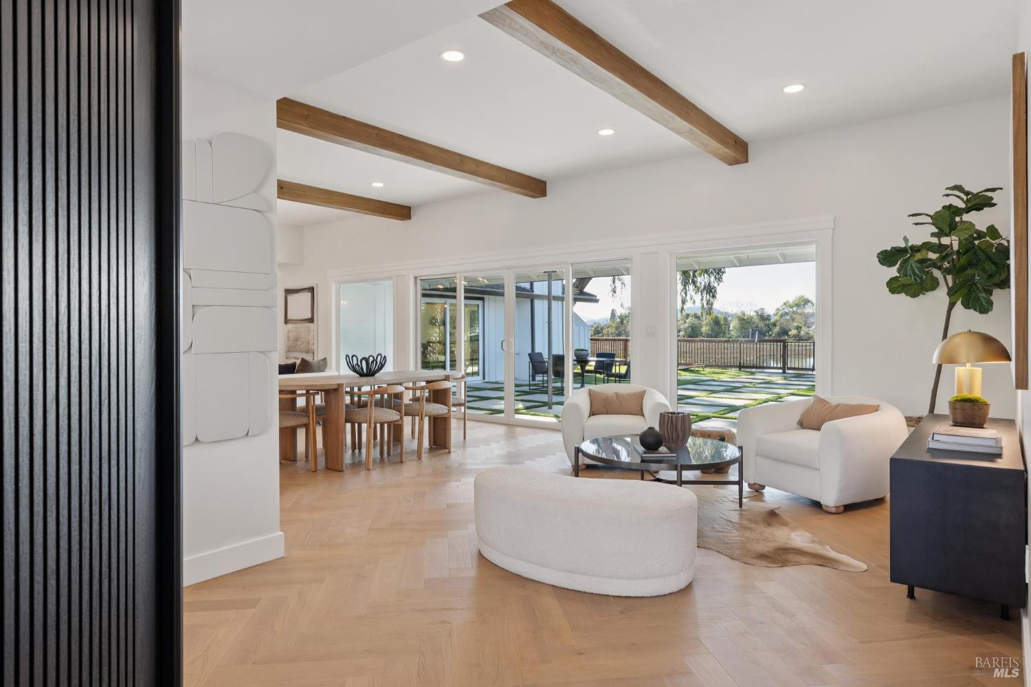 44 Summit Avenue San Rafael, CA 94901 - Photo 3 of 65