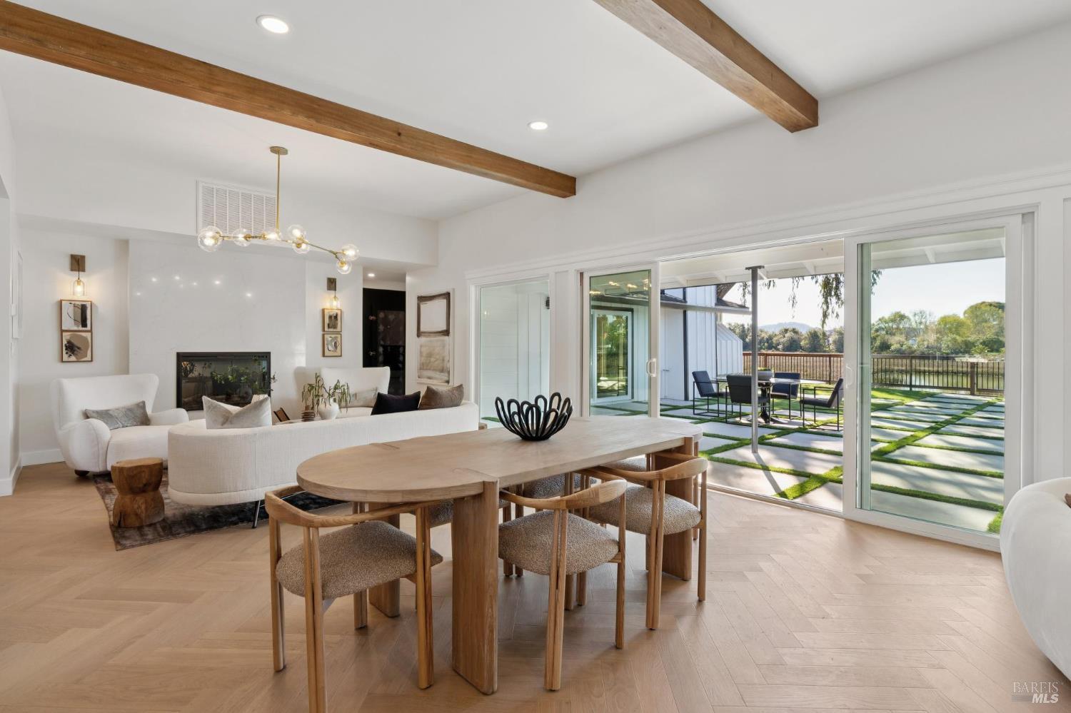 44 Summit Avenue San Rafael, CA 94901 - Photo 5 of 65