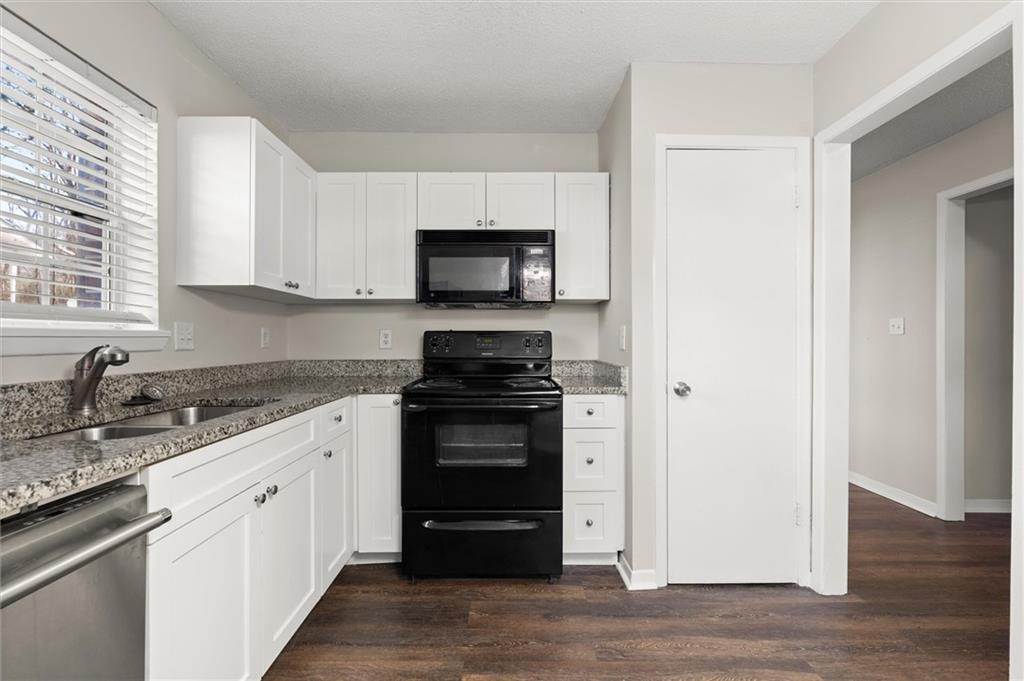 5058 Jonesboro Road, Unit B16 Union City, GA 30291 - Photo 6 of 19