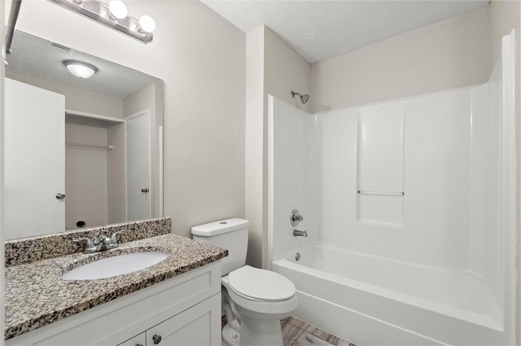 5058 Jonesboro Road, Unit B16 Union City, GA 30291 - Photo 9 of 19