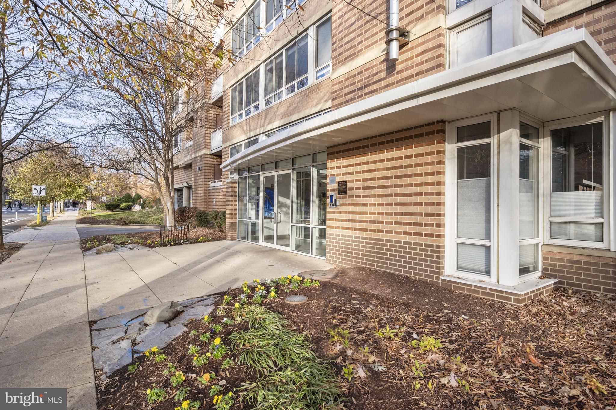 355 I Street Southwest, Unit 226 Washington, DC 20024 - Photo 2 of 23 front view of a house with a large window