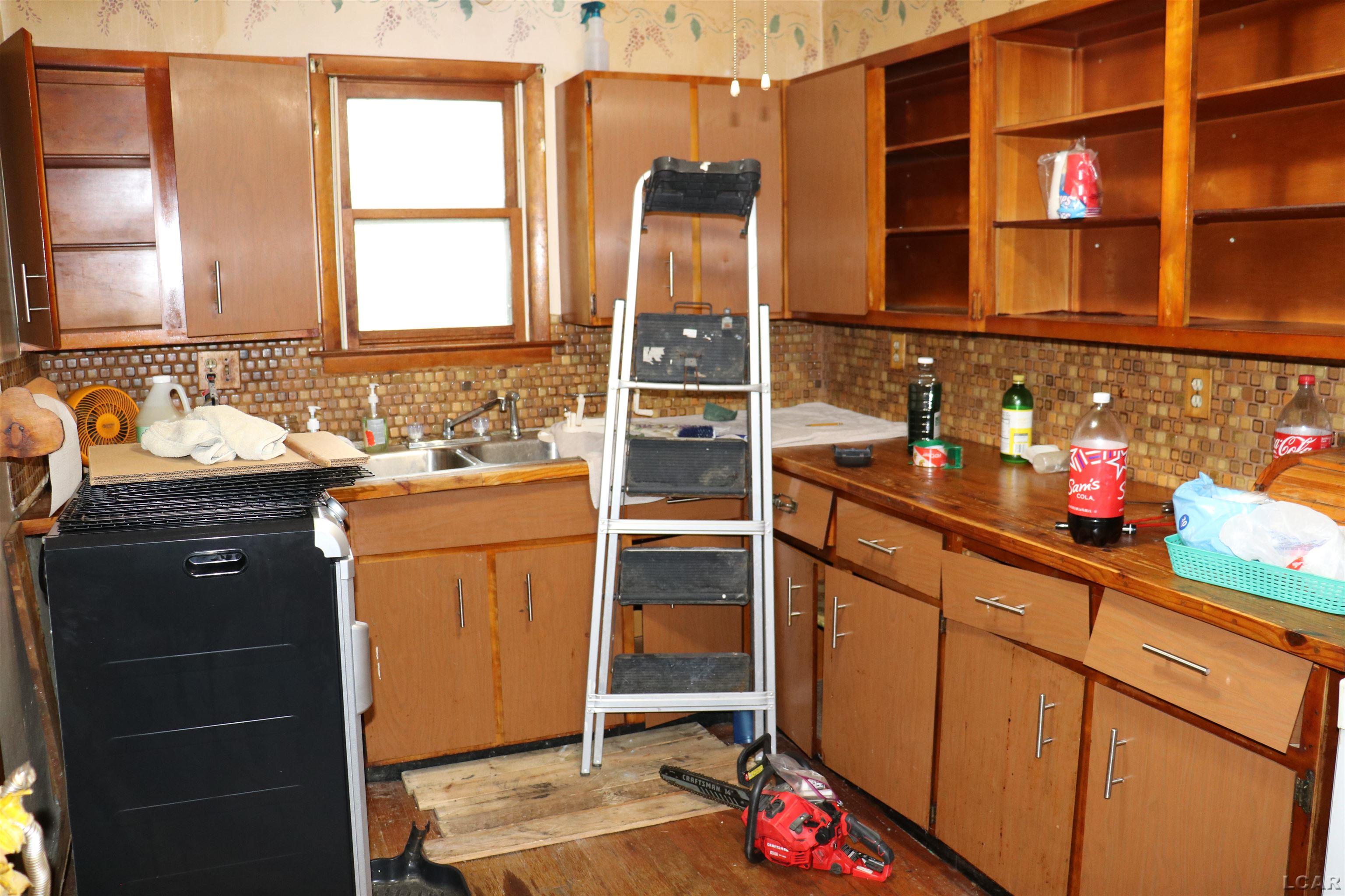 306 Summer Street Adrian, MI 49221 - Photo 14 of 25