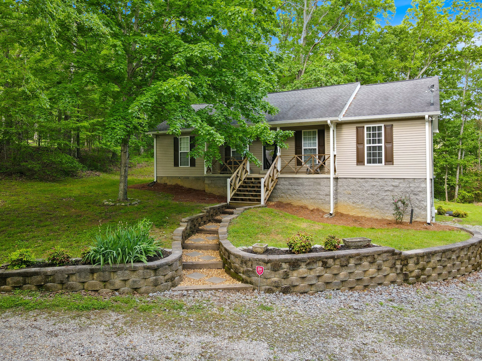 1056 Simms Heights Road Kingston Springs, TN 37082 - Photo 2 of 36 Gallery Image 2
