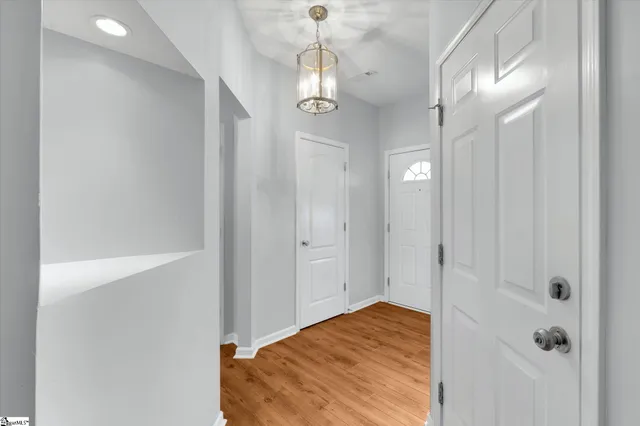 $254,900 | 2 Bay Springs Drive, Simpsonville, SC 29681