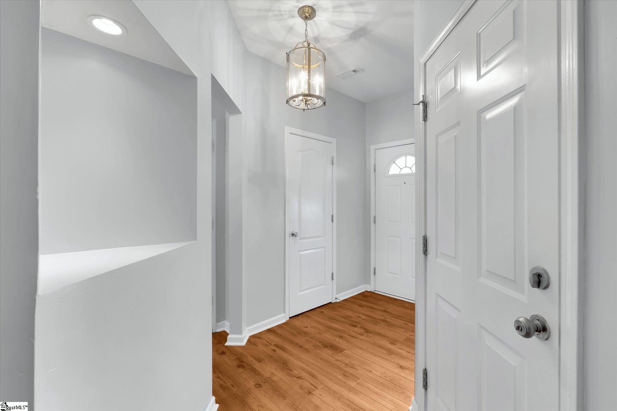 2 Bay Springs Drive Simpsonville, SC 29681 - Photo 4 of 27
