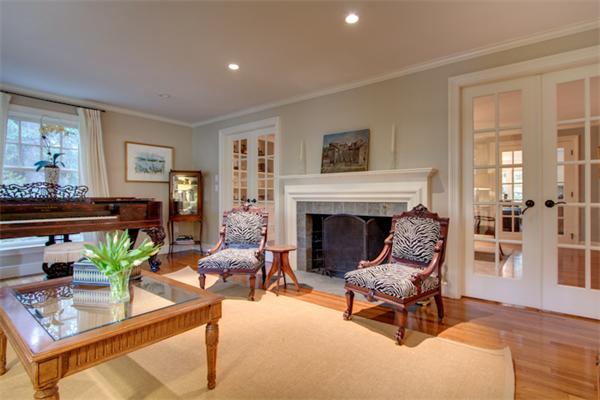 20 Leslie Road Winchester, MA 01890 - Photo 21 of 27 Gallery Image 21