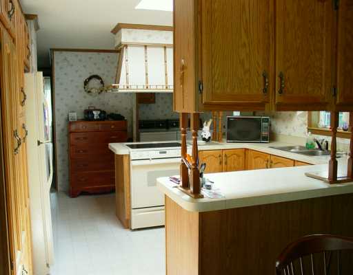 43 Lane F Coventry, RI 02816 - Photo 7 of 8 Kitchen.