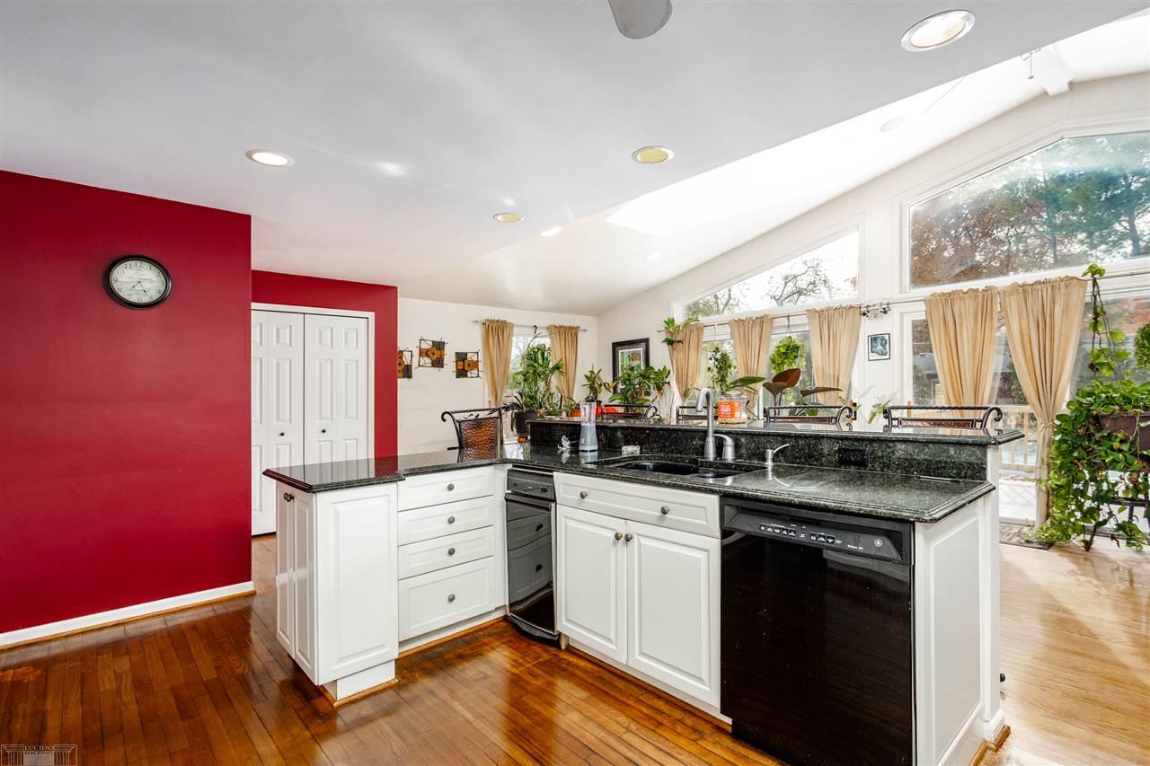 1131 North Renaud Road Grosse Pointe Woods, MI 48236 - Photo 9 of 46