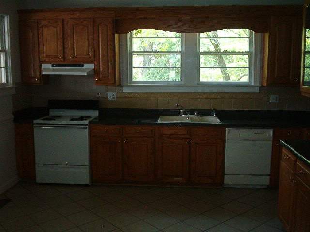 403 Reece Mill Road Pickens, SC 29671 - Photo 4 of 9