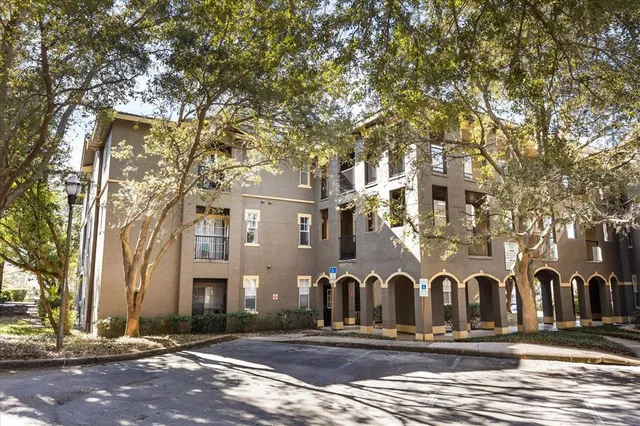 $1,800 | 126 Vista Verdi Circle, Unit 236, Lake Mary, FL 32746