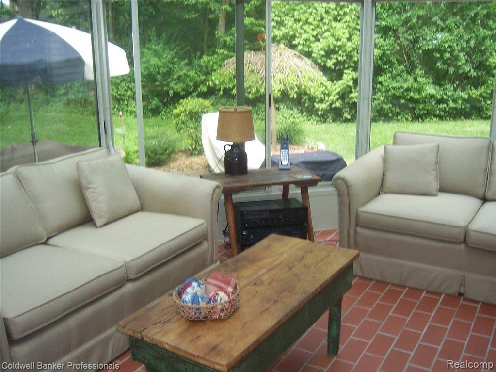 19400 Beverly Road Franklin, MI 48025 - Photo 15 of 17 102_7464.JPG