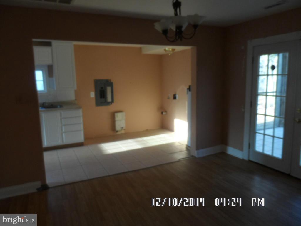 8100 Bock Road Fort Washington, MD 20744 - Photo 5 of 11 Dining Room