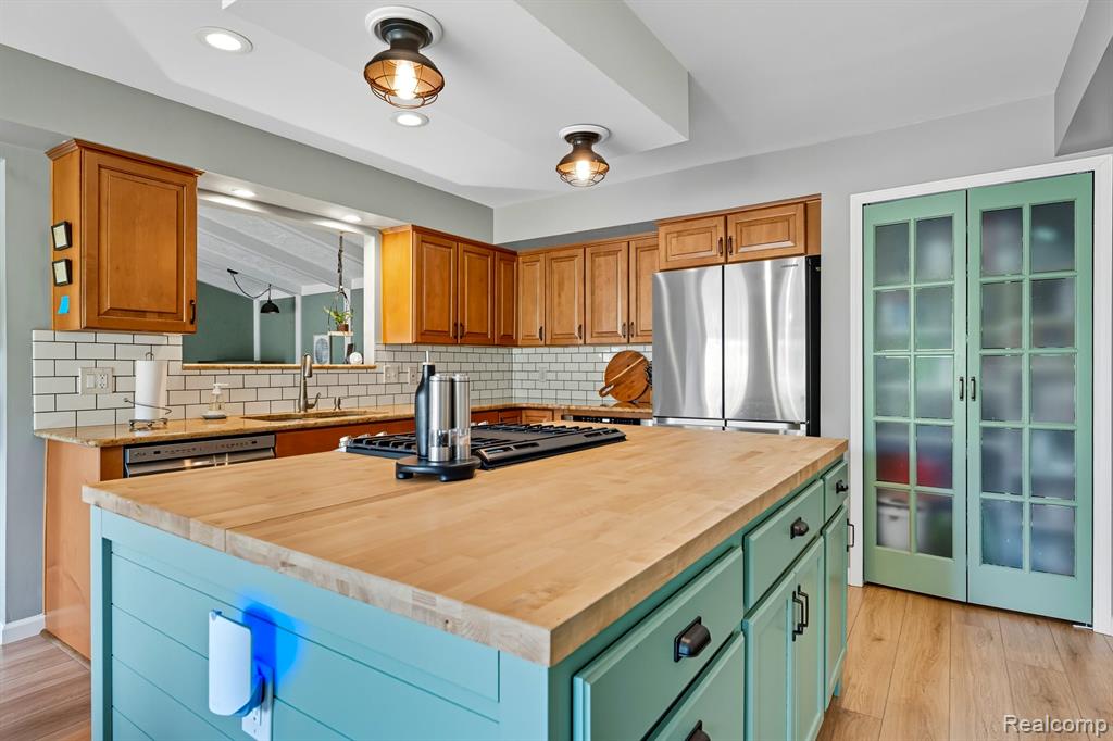 1938 Kilburn Road West Rochester Hills, MI 48306 - Photo 26 of 69