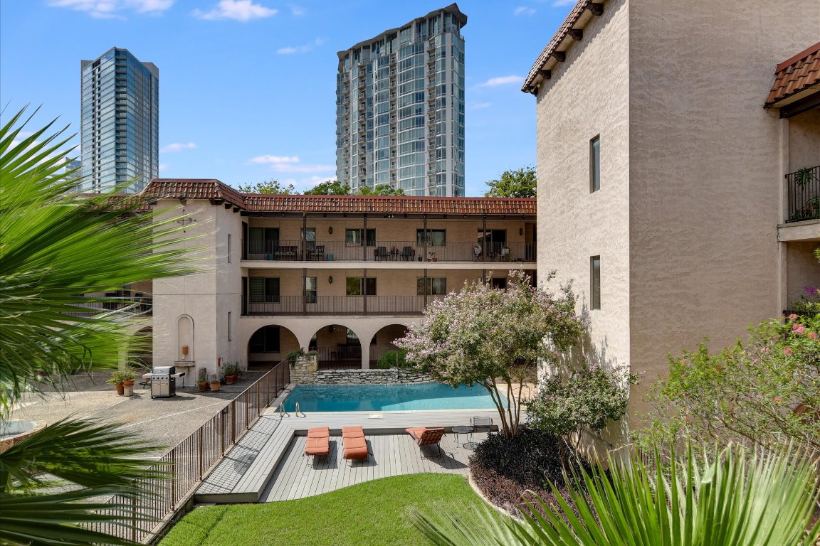 505 West 7th Street, Unit 114 Austin, TX 78701 - Photo 1 of 1 a house view with a garden space