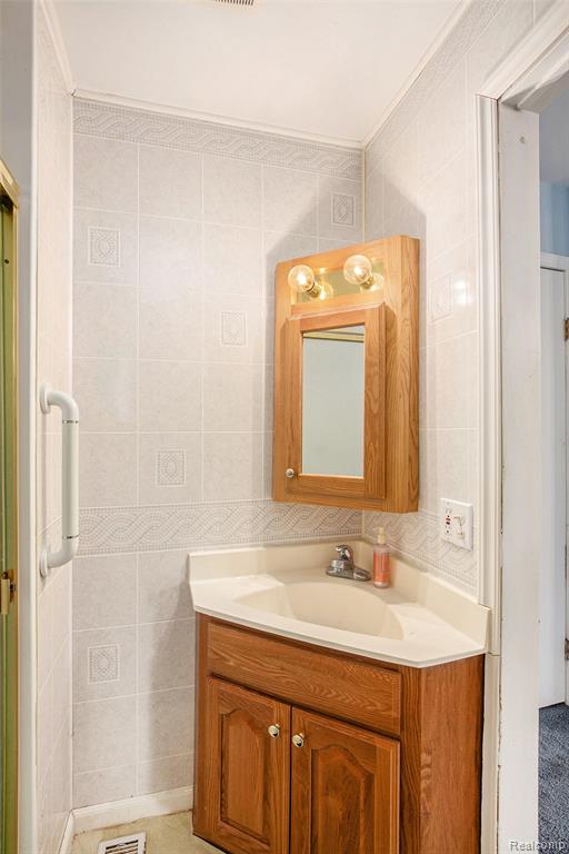 8233 North Genesee Road Mount Morris, MI 48458 - Photo 18 of 28