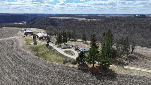 $2,175,000 | 8492 Glory Road, Houston, MN 55943