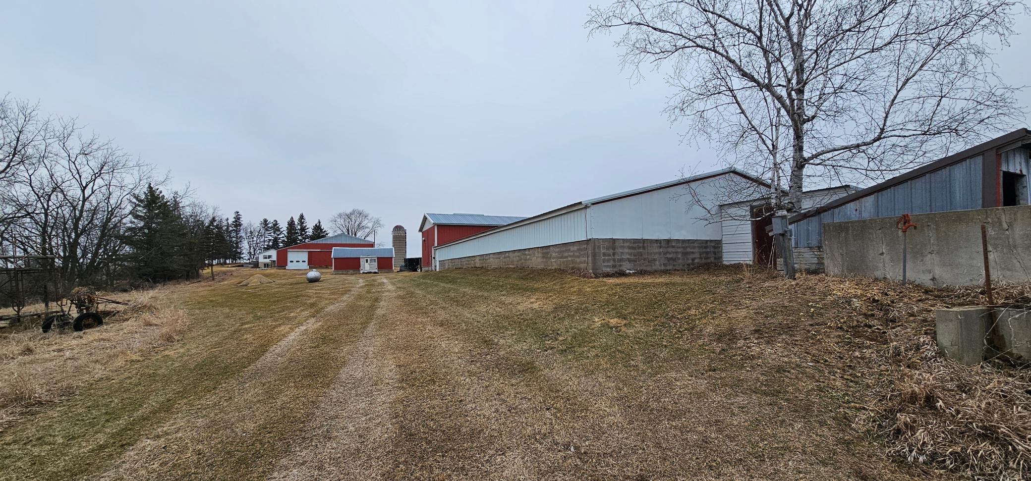 8492 Glory Road Houston, MN 55943 - Photo 13 of 111