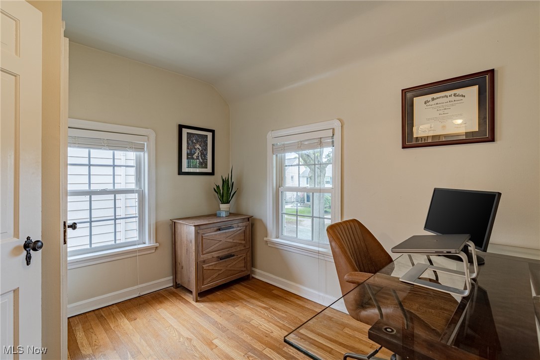 4206 Bushnell Road University Heights, OH 44118 - Photo 23 of 34 Gallery Image 23