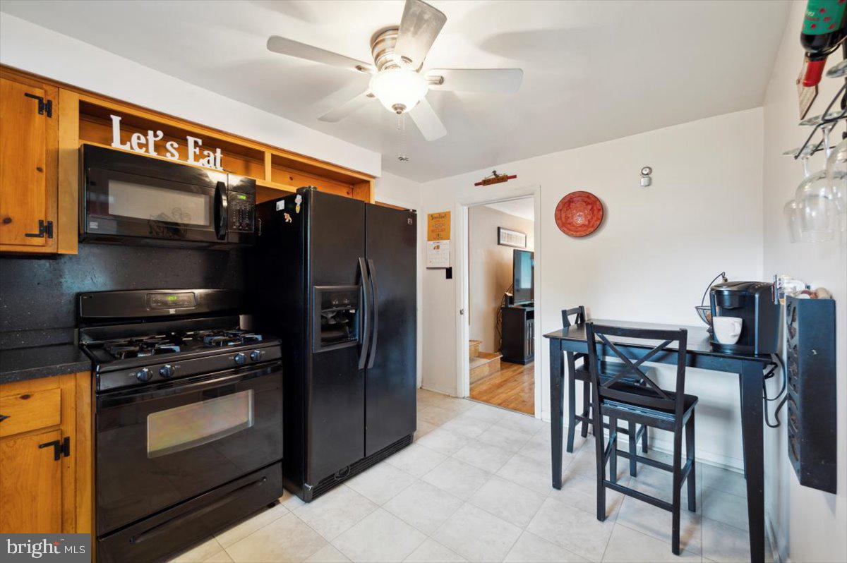 112 Gleaves Road Springfield, PA 19064 - Photo 15 of 27 Gas Cooking