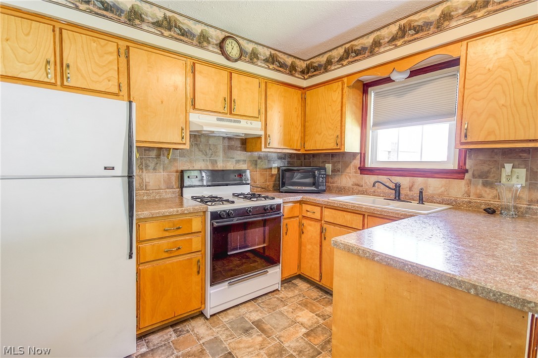 353 Rufener Street Rittman, OH 44270 - Photo 11 of 32 Gallery Image 11