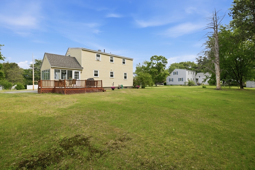 9 Claude Road Chelmsford, MA 01824 - Photo 37 of 42