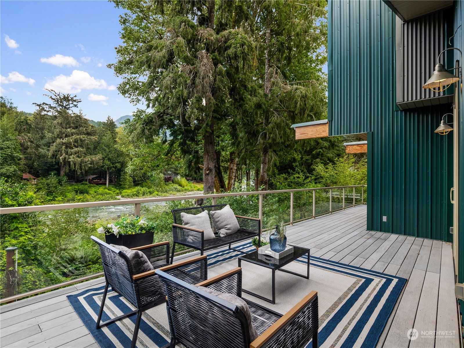 51417 South Riverside Road Gold Bar, WA 98251 - Photo 21 of 40