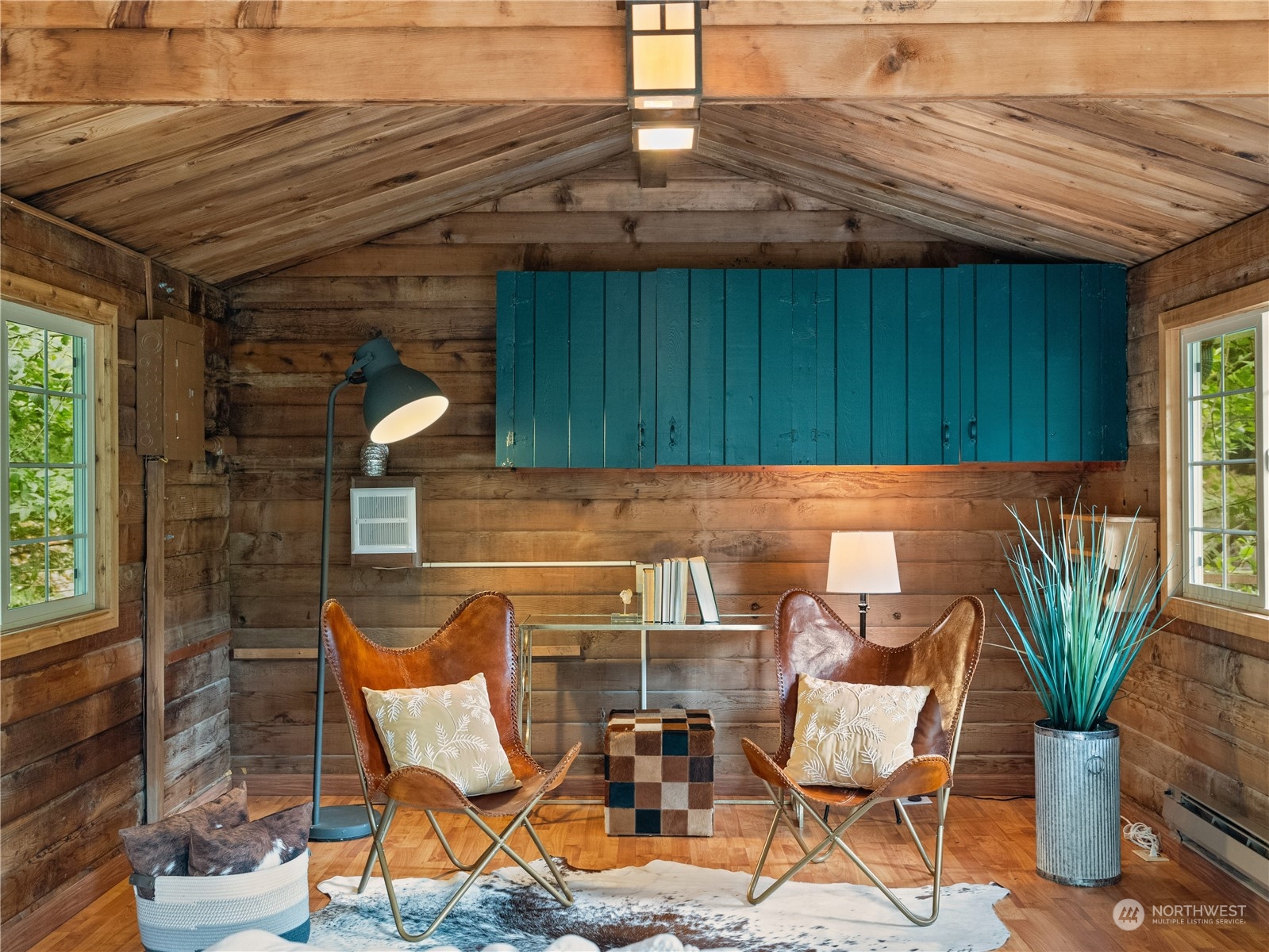 51417 South Riverside Road Gold Bar, WA 98251 - Photo 34 of 40 a view of a chairs and table in patio