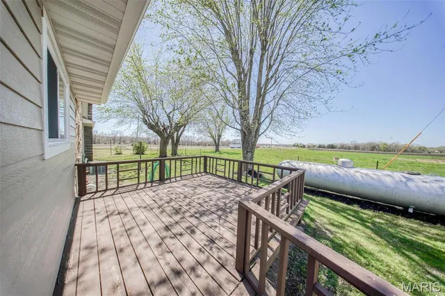 $895,000 | 15227 County Road 1110, St. James, MO 65559