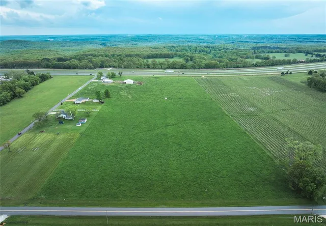 $895,000 | 15227 County Road 1110, St. James, MO 65559