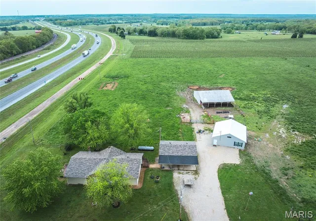 $895,000 | 15227 County Road 1110, St. James, MO 65559