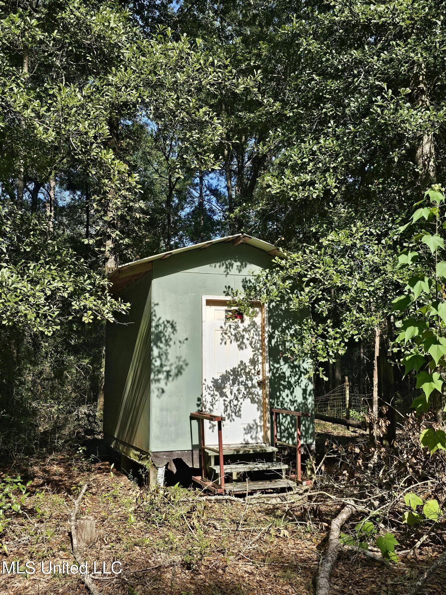 361 Pine Grove Road Picayune, MS 39466 - Photo 18 of 20 Shed