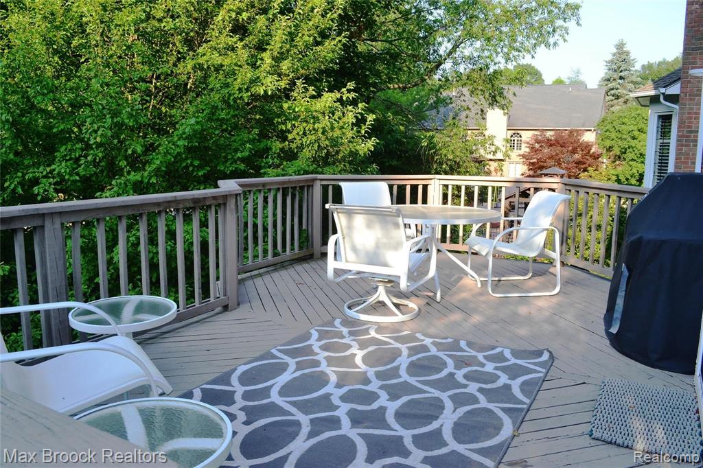 3795 Warwick Drive Rochester Hills, MI 48309 - Photo 47 of 51