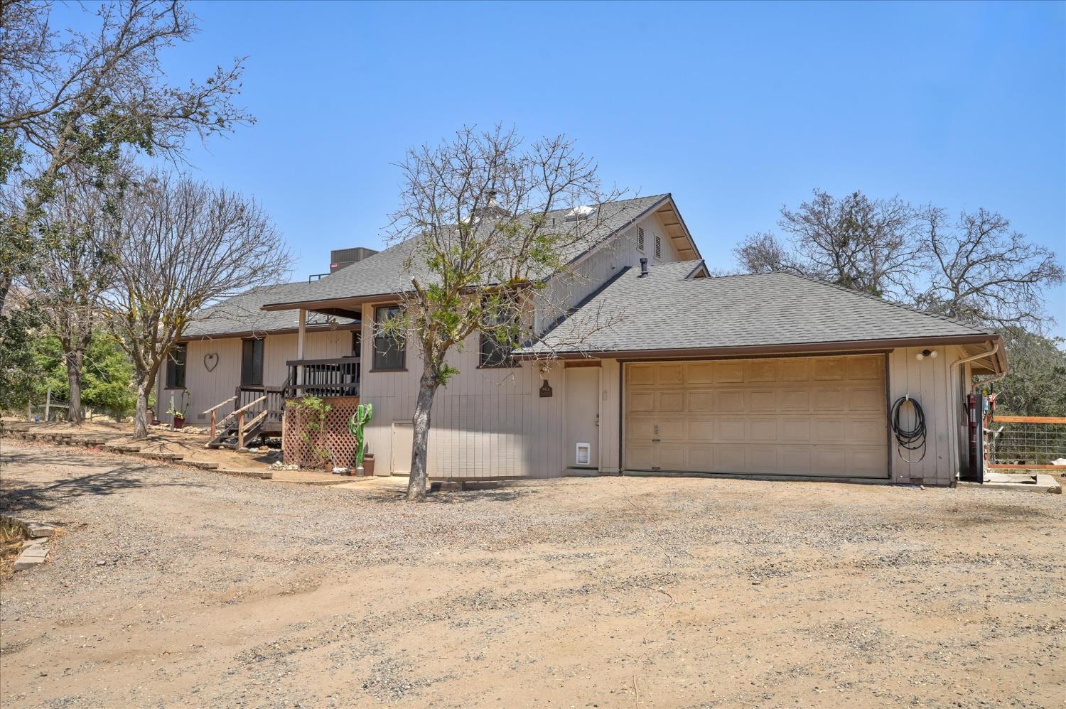 14982 Morgan Canyon Road Prather, CA 93651 - Photo 3 of 45