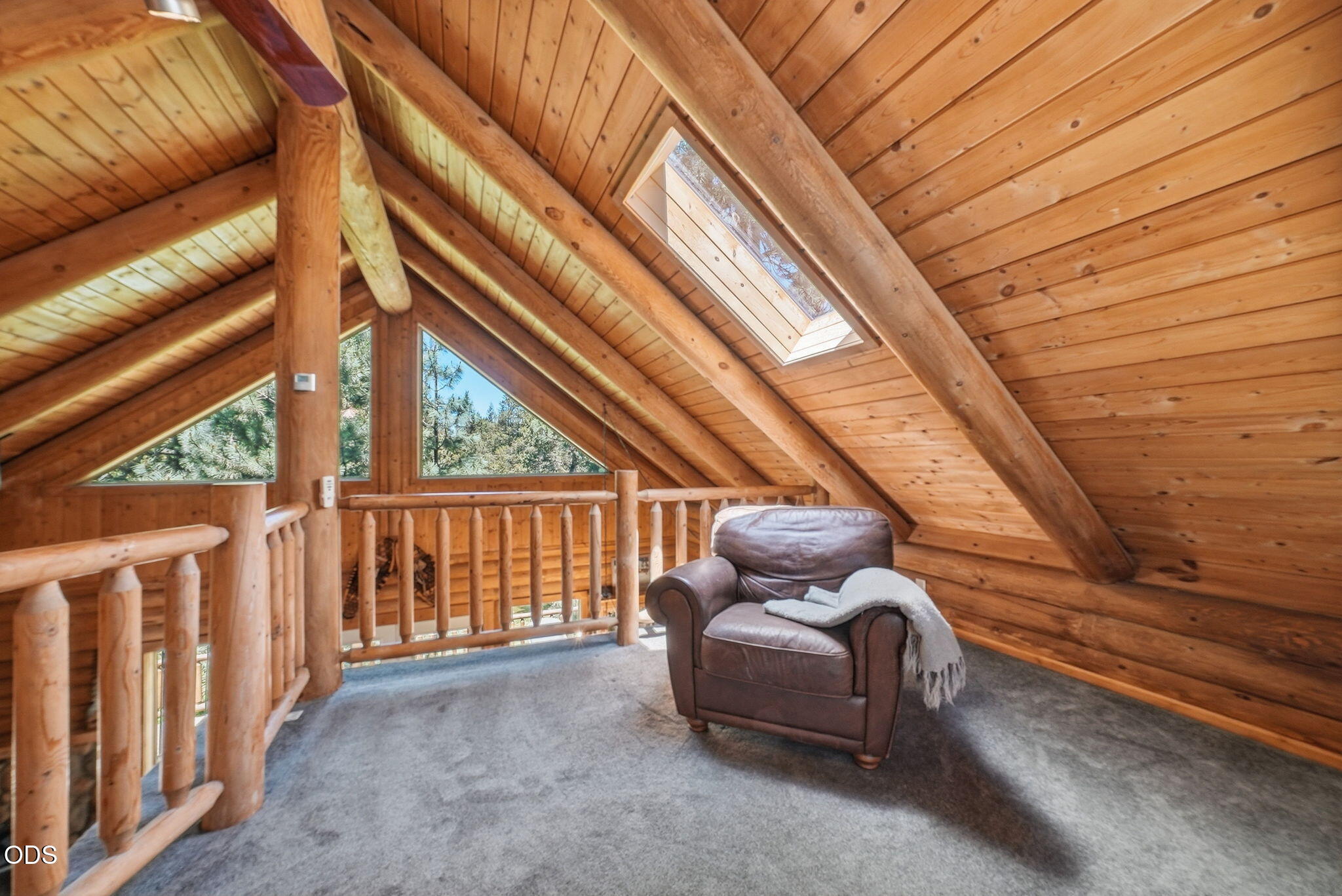 17004 Milky Way Bend, OR 97707 - Photo 21 of 48