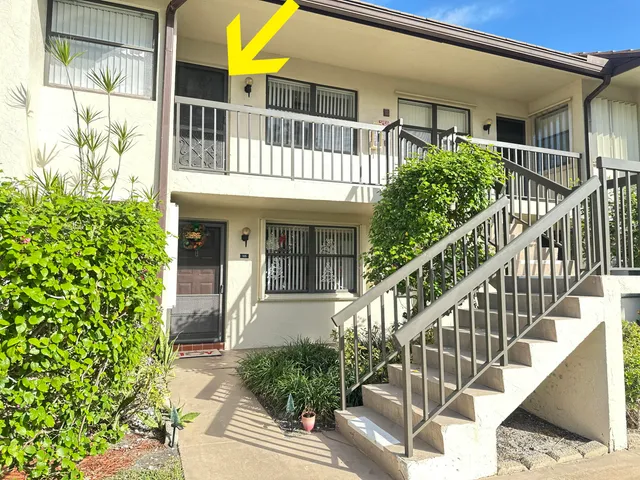 $1,800 | 7593 Tahiti Lane, Unit 205, Lake Worth, FL 33467