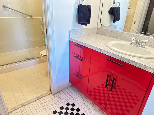 $1,800 | 7593 Tahiti Lane, Unit 205, Lake Worth, FL 33467