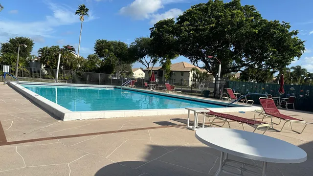 $1,800 | 7593 Tahiti Lane, Unit 205, Lake Worth, FL 33467