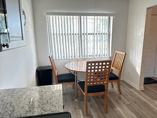 $1,800 | 7593 Tahiti Lane, Unit 205, Lake Worth, FL 33467