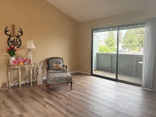 $174,800 | 3790 West Benjamin Holt Drive, Unit 6, Stockton, CA 95219