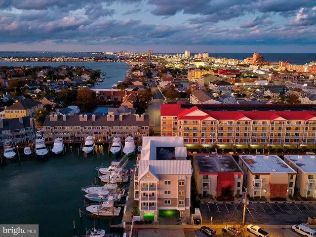$1,200,000 | 310 13th Street, Unit 302, Ocean City, MD 21842