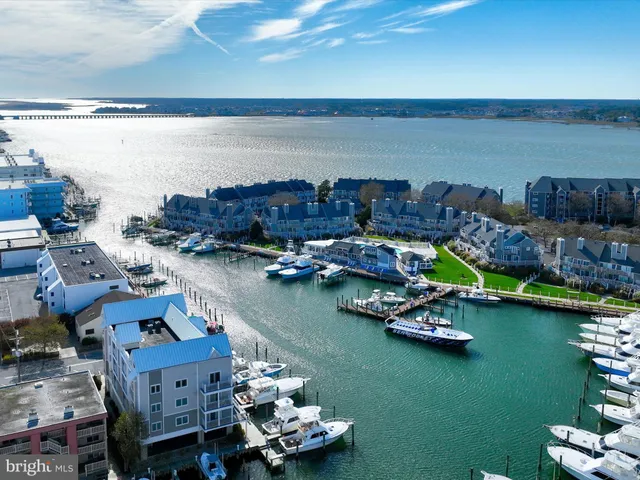 $1,200,000 | 310 13th Street, Unit 302, Ocean City, MD 21842