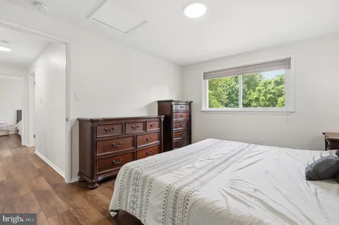 $819,000 | 15004 DuFief Drive, Gaithersburg, MD 20878