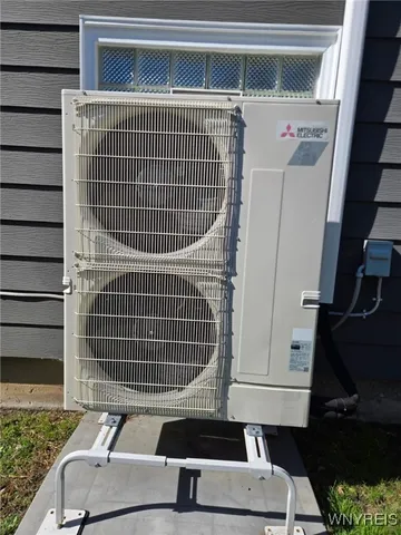 $269,900 | 35 Lindan Drive, Lancaster, NY 14043